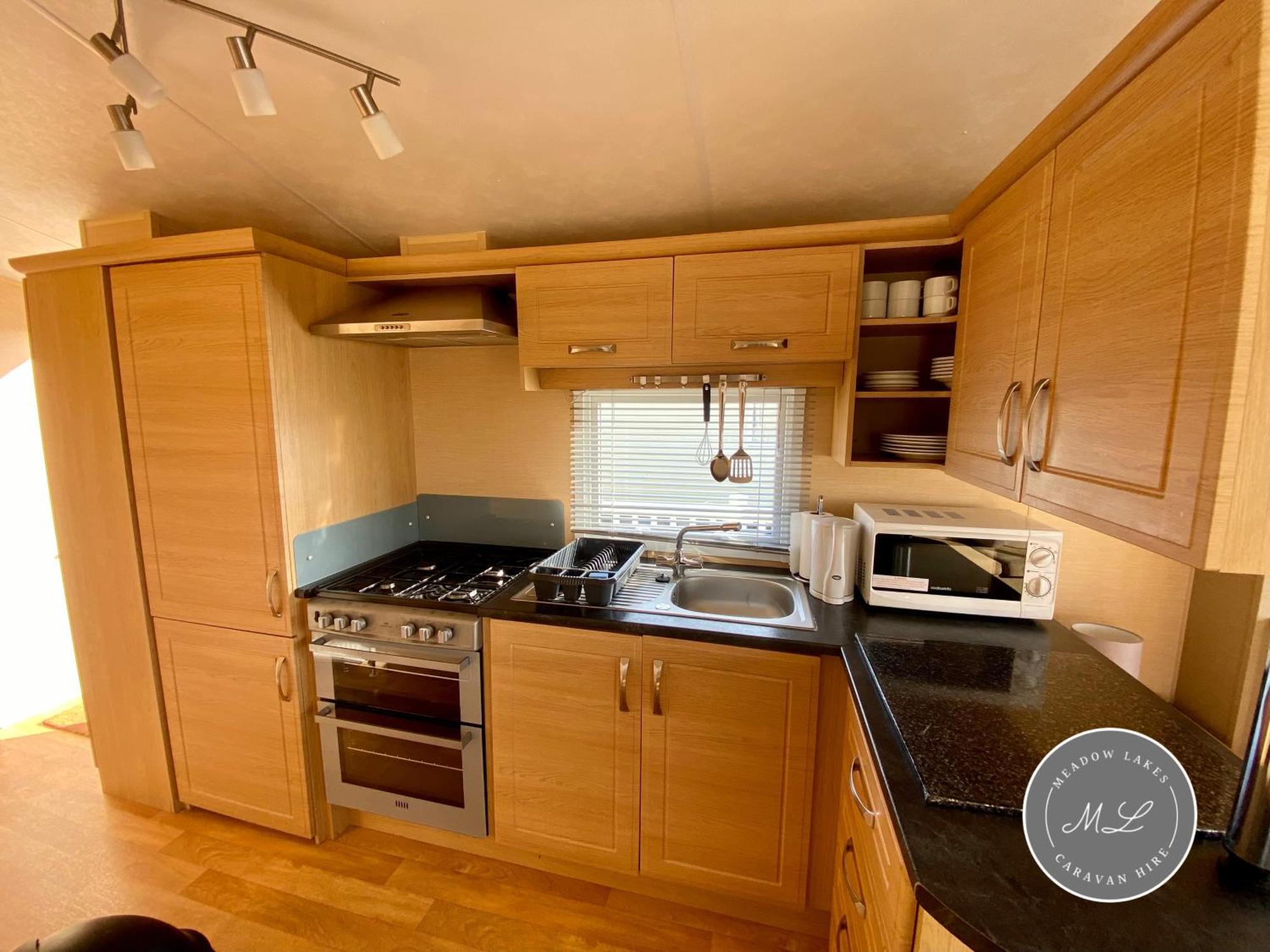 Palm Grove 132 - Pet Friendly, Wifi, Central Heating, Close To Shops And Beach - Meadow Lakes Caravan & Lodge Hire 查珀尔圣伦纳兹 外观 照片
